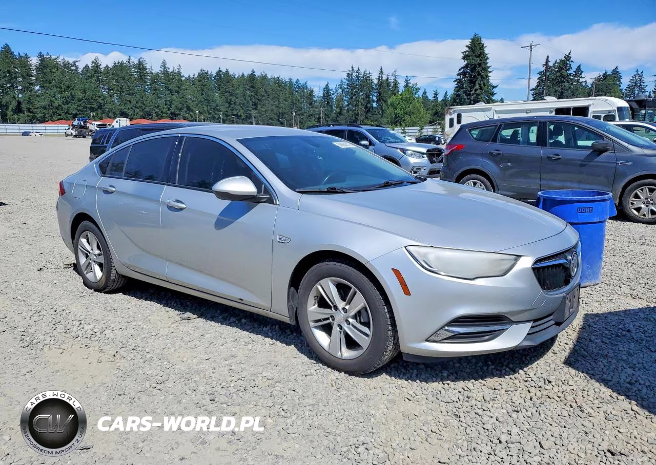 2018 Buick Regal Preferred VIN:W04GL6SX0J1108661 - 4