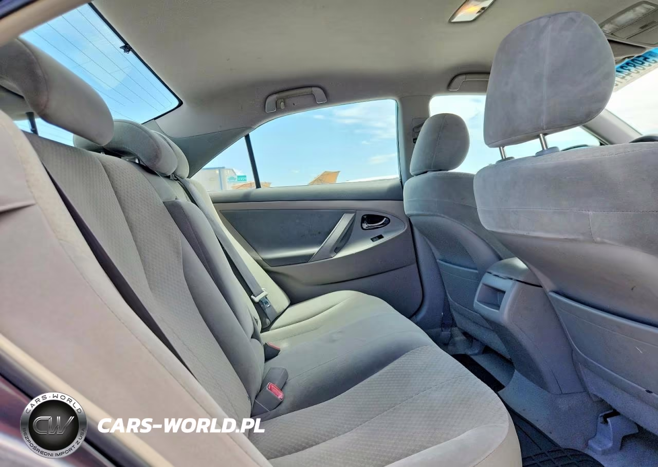 2009 Toyota Camry Le VIN:4T4BE46K89R104110 - 10