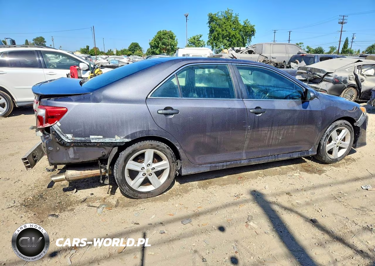 2012 Toyota Camry Se VIN:4T1BF1FKXCU610647 - 3