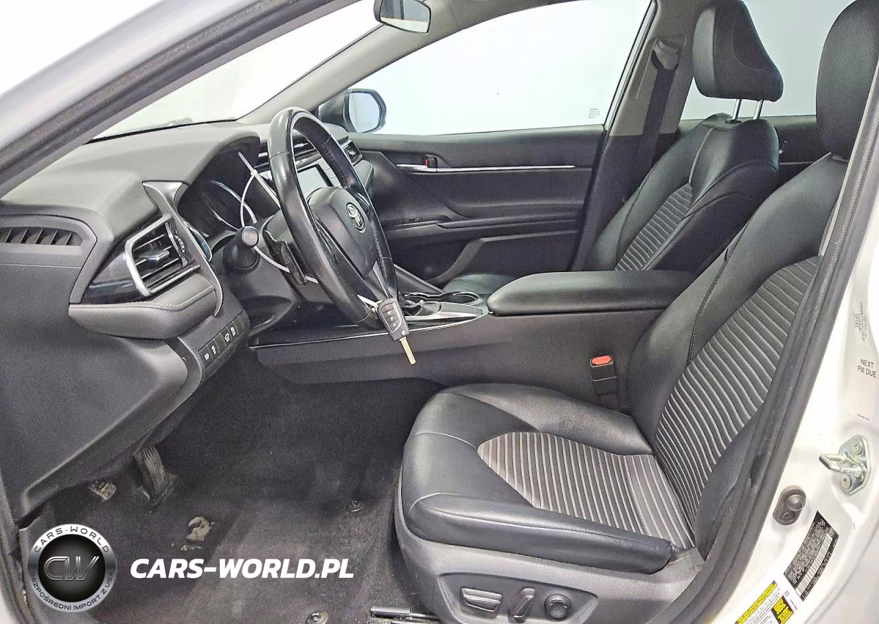 2020 Toyota Camry Se VIN:4T1G11AK2LU906497 - 7
