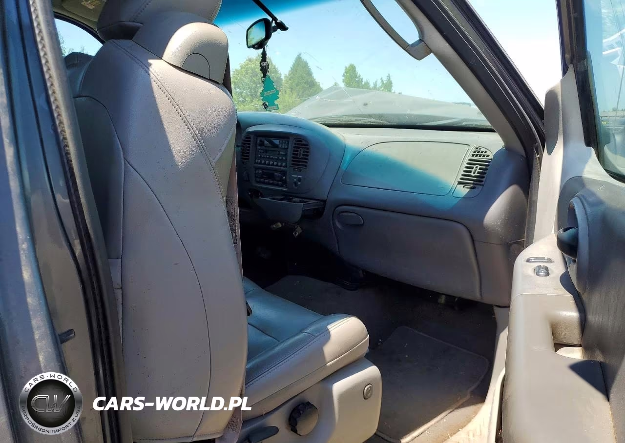 2002 Ford F150 VIN:1FTRX18L72NB90599 - 8