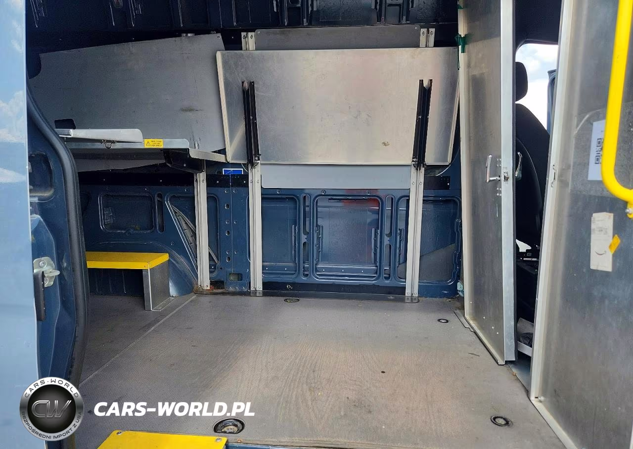 2019 Mercedes-Benz Sprinter 2500-3500 Delivery Van VIN:WD4PF0CD2KP048921 - 10