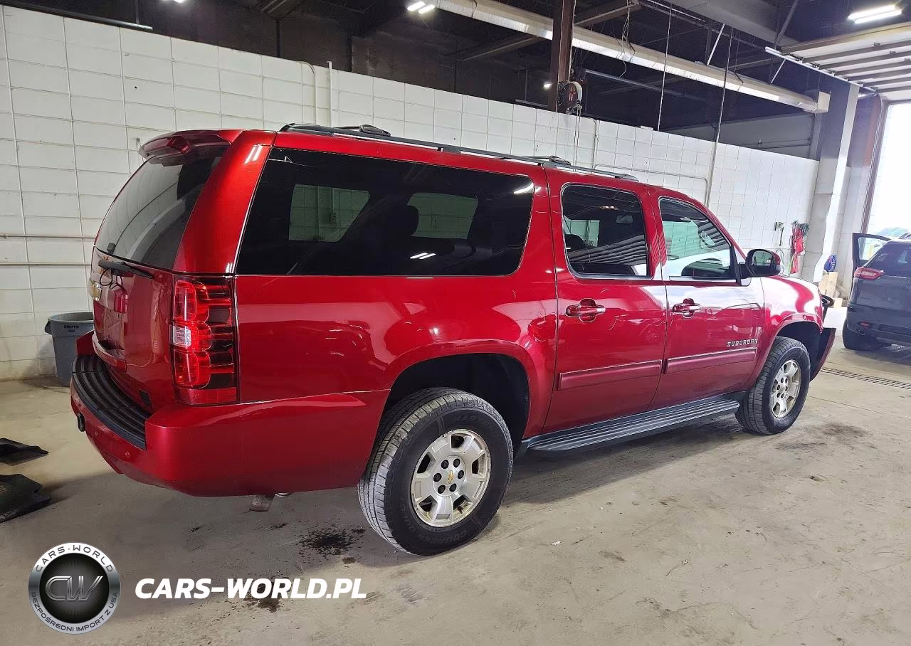 2013 Chevrolet Suburban K1500 Ls VIN:1GNSKHE75DR343256 - 3