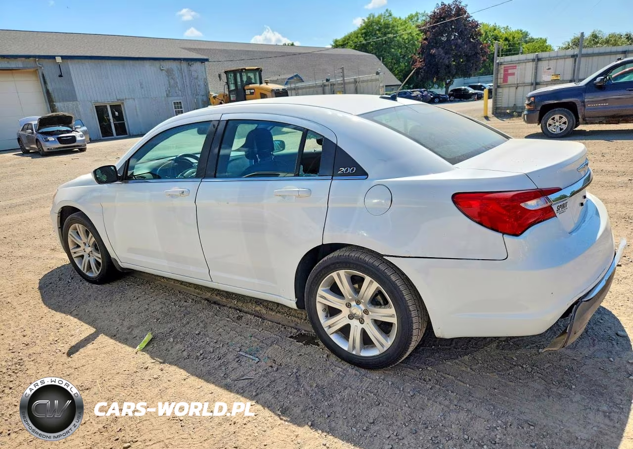 2013 Chrysler 200 Touring VIN:1C3CCBBB9DN505580 - 2