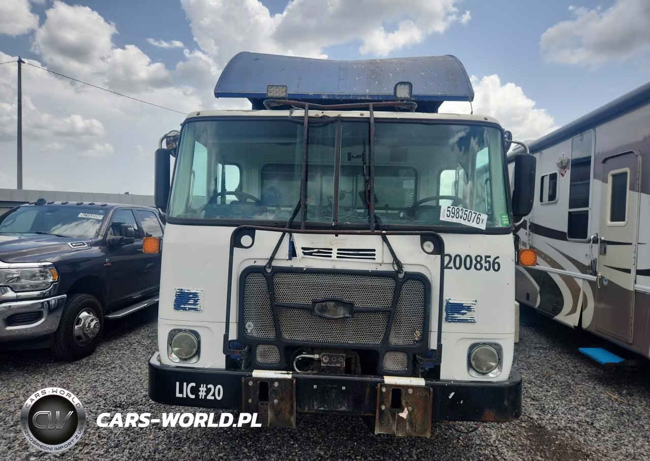 2013 Autocar Llc Xpeditor VIN:5VCACD8F3DH215250 - 5