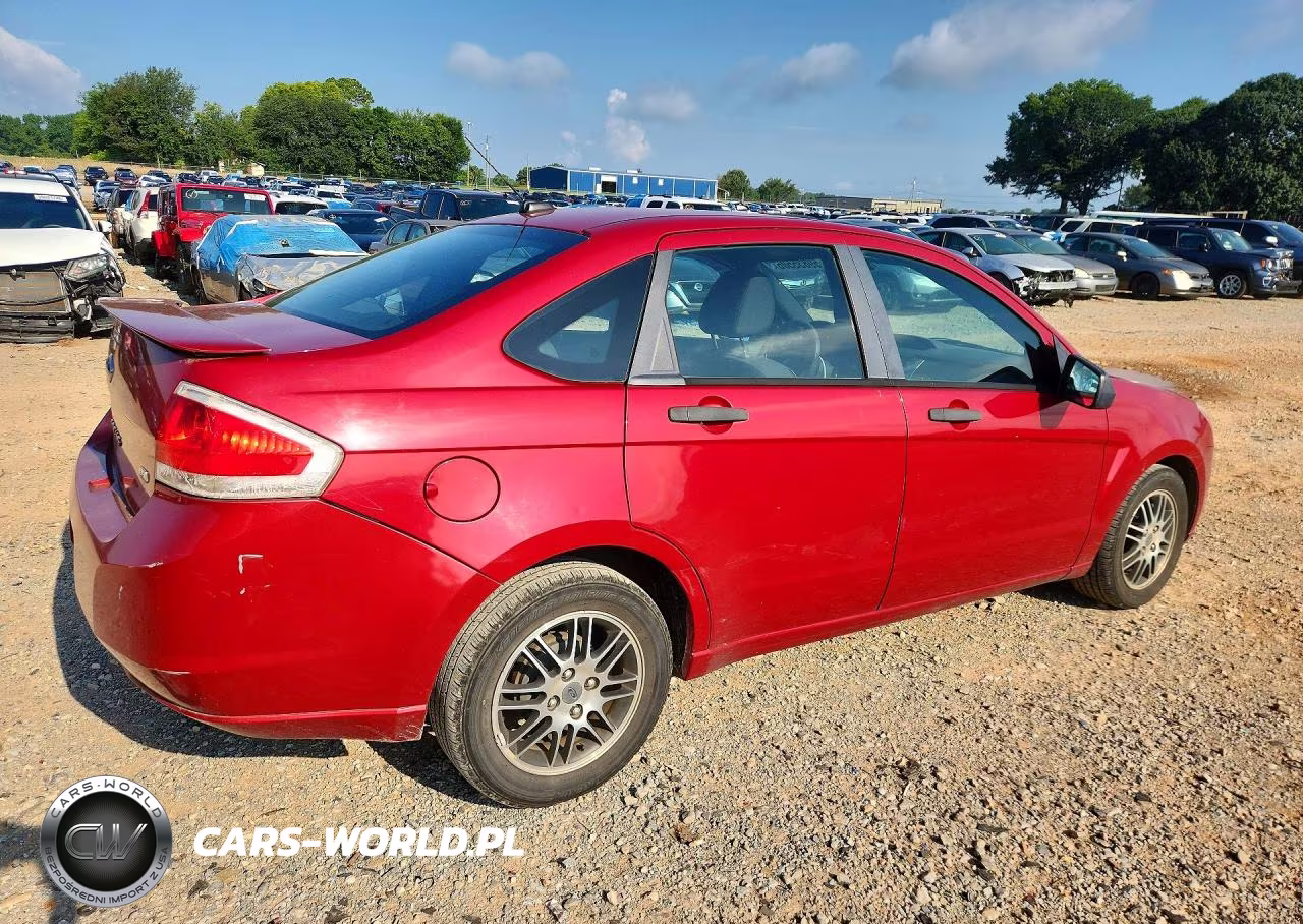 2010 Ford Focus Se VIN:1FAHP3FN4AW166464 - 3
