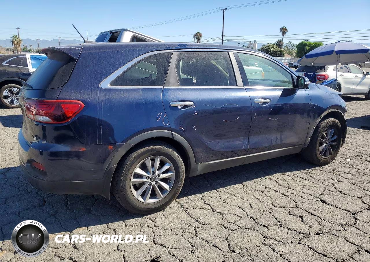 2019 Kia Sorento Lx VIN:5XYPG4A37KG459033 - 3