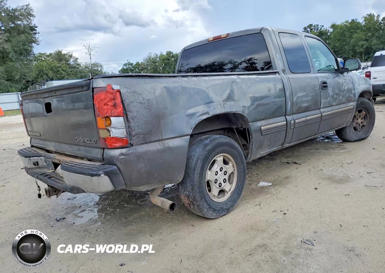 2001 Chevrolet Silverado C1500 VIN:2GCEC19T411244837 - 3