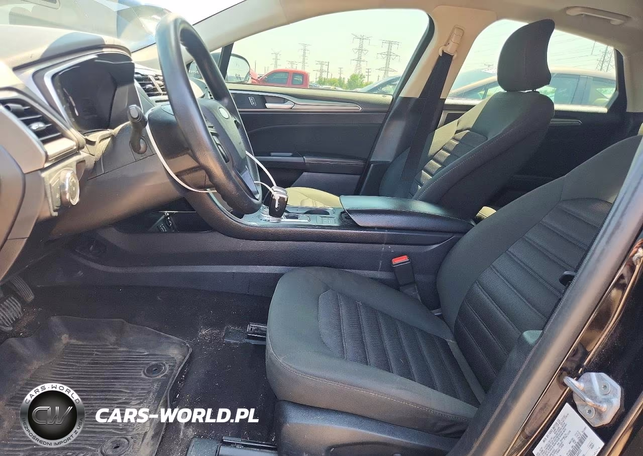 2019 Ford Fusion Se VIN:3FA6P0LU0KR140451 - 7