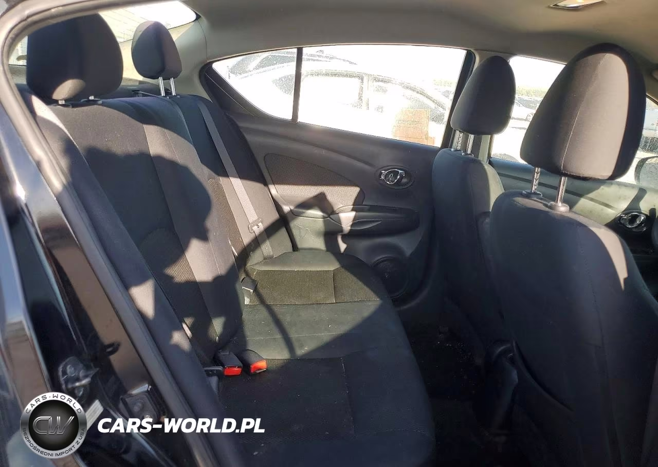 2013 Nissan Versa 1.6 S VIN:3N1CN7AP2DL865714 - 10