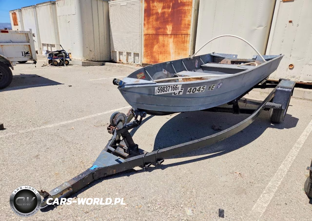 1982 Klamath Boat VIN:TRA66217M82H - 2