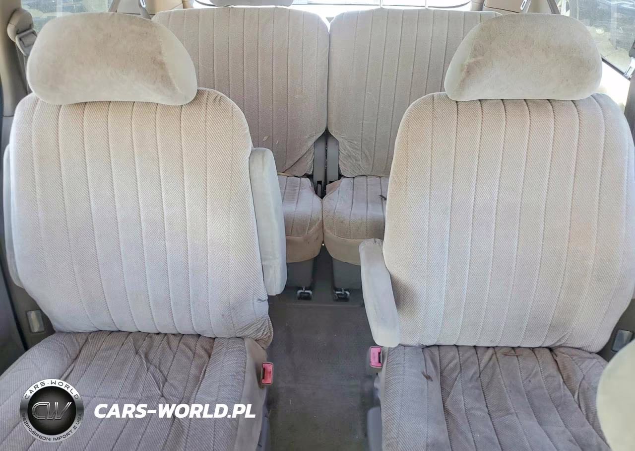 1999 Toyota Sienna Le VIN:4T3ZF13C1XU125189 - 10
