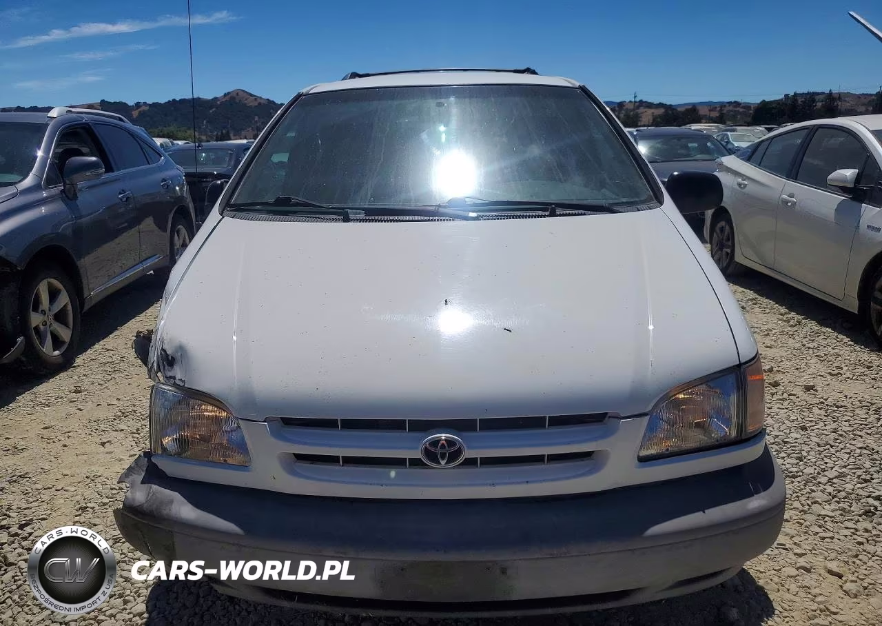1999 Toyota Sienna Le VIN:4T3ZF13C1XU125189 - 5