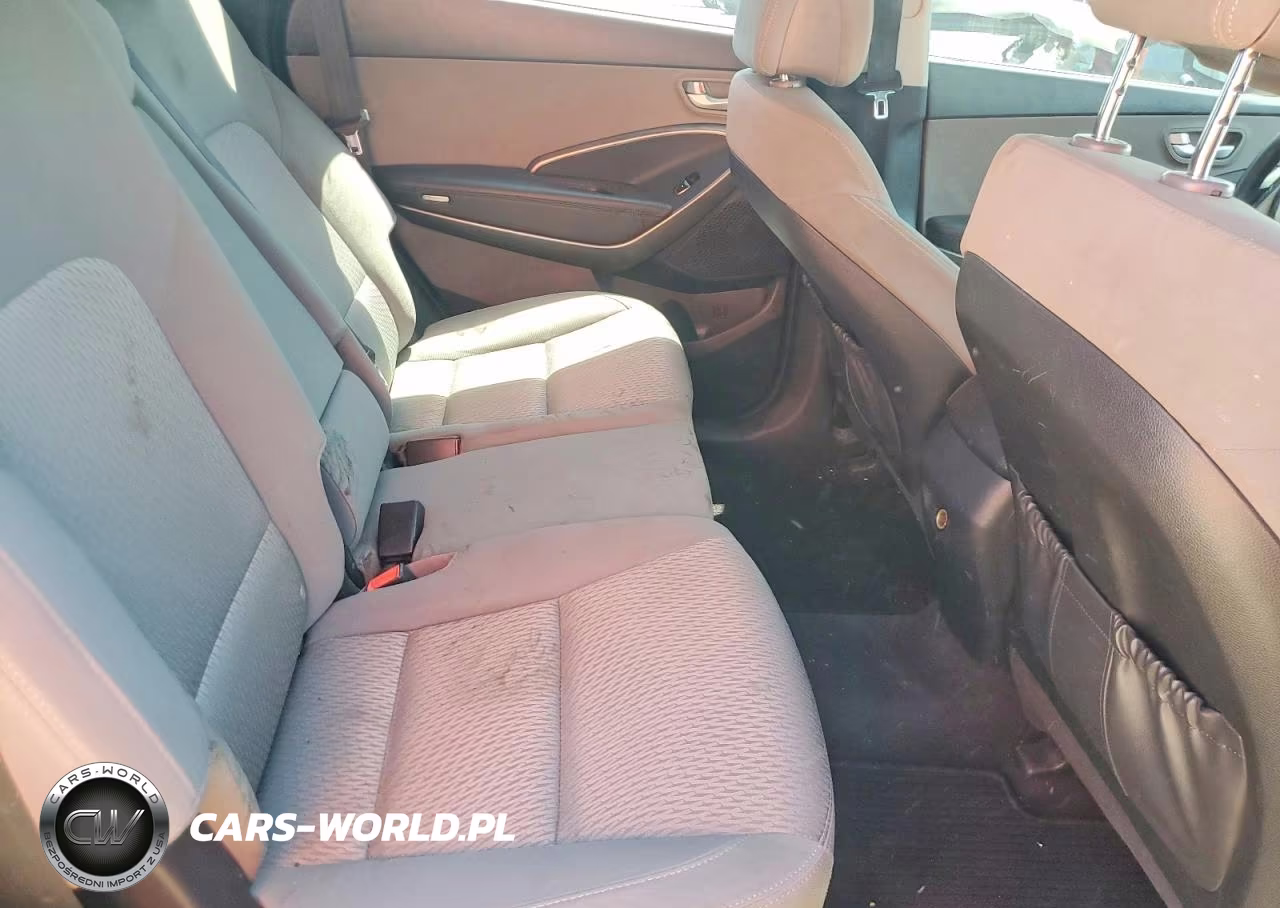 2017 Hyundai Santa Fe Se VIN:KM8SMDHFXHU176745 - 11