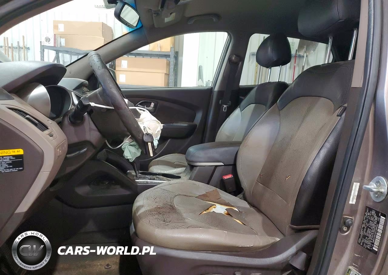 2012 Hyundai Tucson Limited VIN:KM8JU3AC9CU384582 - 7