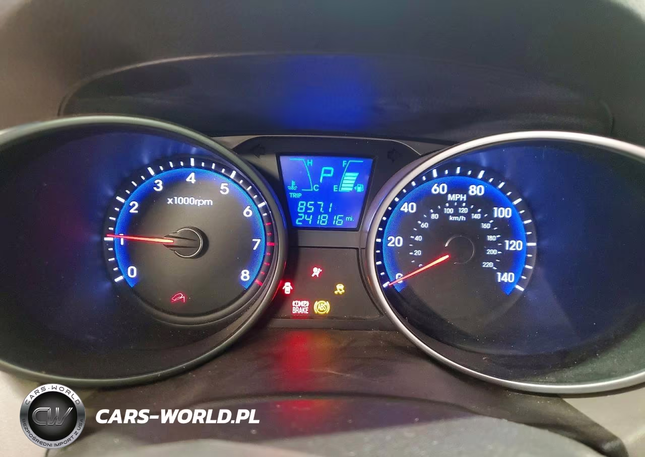 2012 Hyundai Tucson Limited VIN:KM8JU3AC9CU384582 - 9