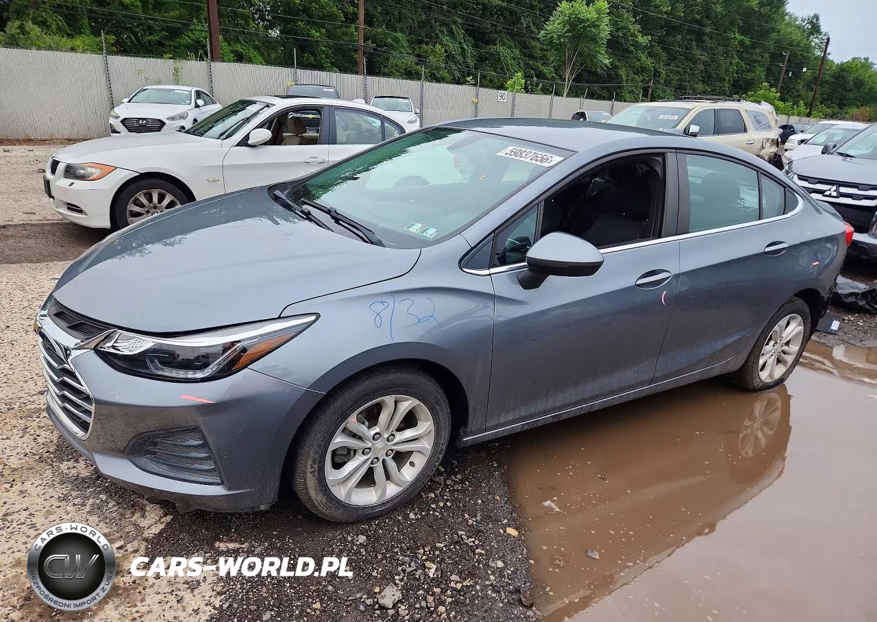2019 Chevrolet Cruze Lt – zdjęcie 1 z 13