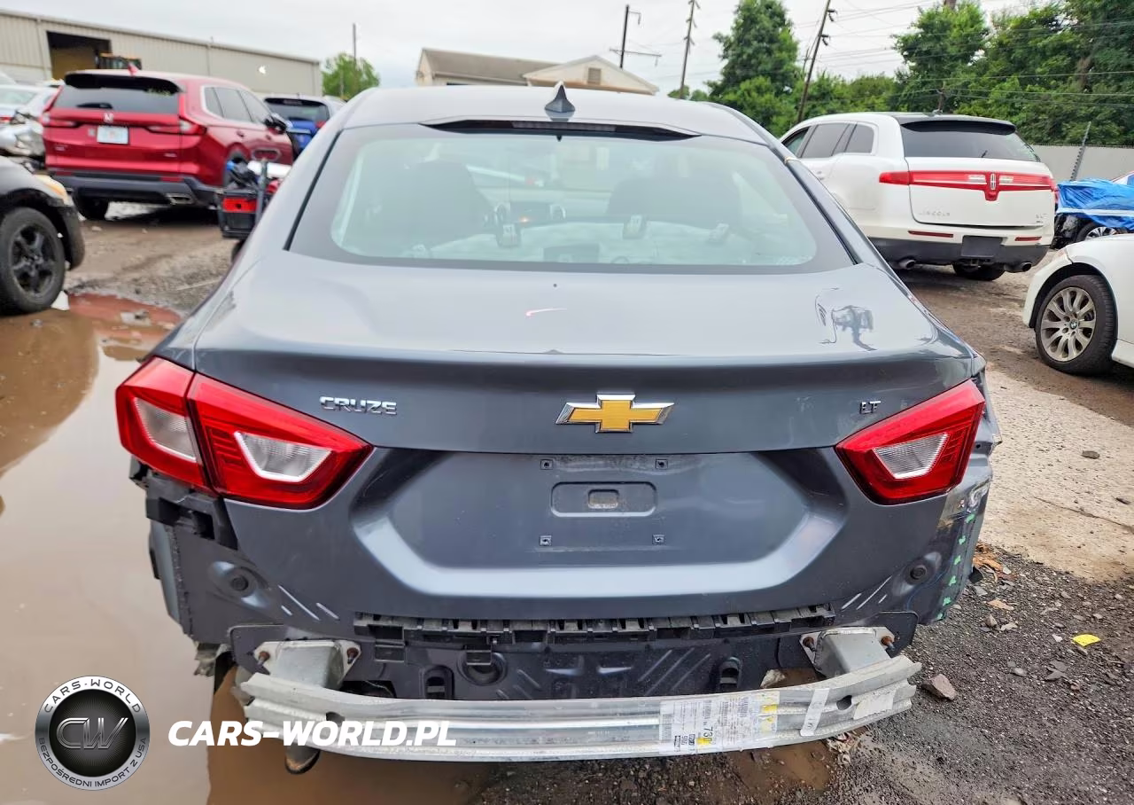 2019 Chevrolet Cruze Lt VIN:1G1BE5SM2K7119016 - 6