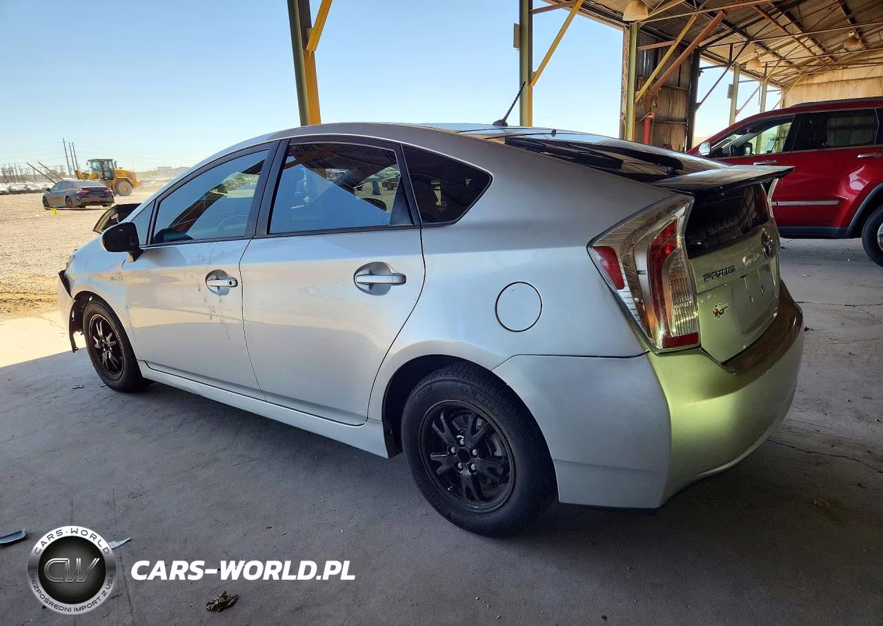 2014 Toyota Prius Two VIN:JTDKN3DUXE0358609 - 2