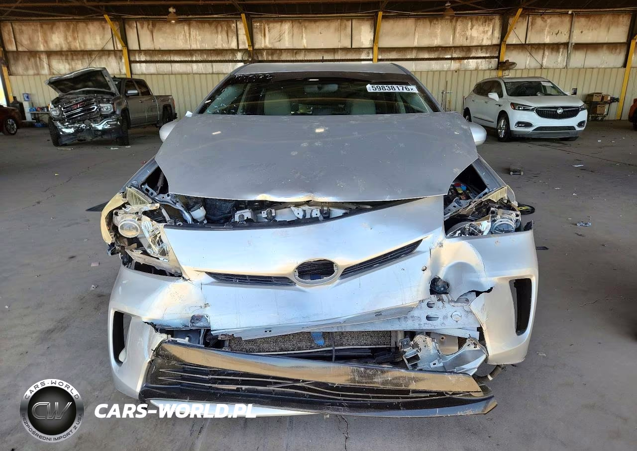 2014 Toyota Prius Two VIN:JTDKN3DUXE0358609 - 5
