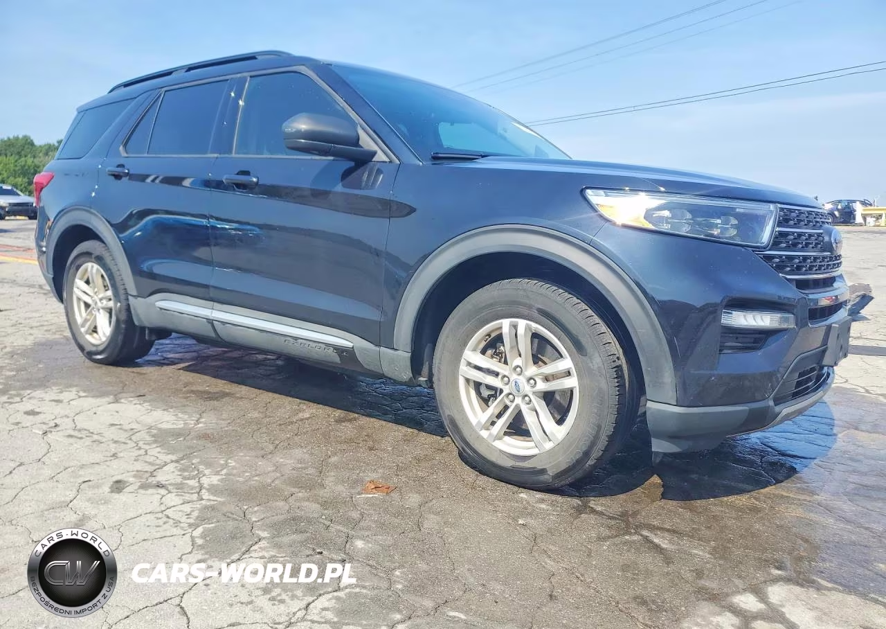 2022 Ford Explorer Xlt VIN:1FMSK7DH6NGA76828 - 4
