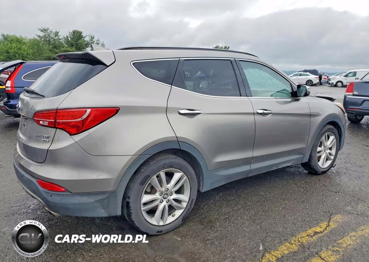 2014 Hyundai Santa Fe Sport 2.0T VIN:5XYZWDLA1EG135071 - 3