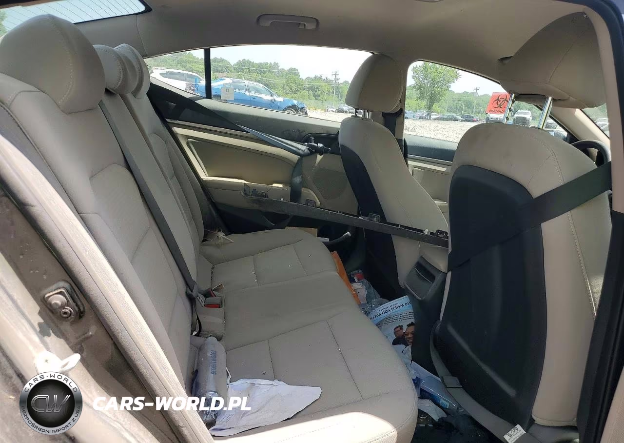 2017 Hyundai Elantra Se VIN:5NPD84LF3HH005807 - 10