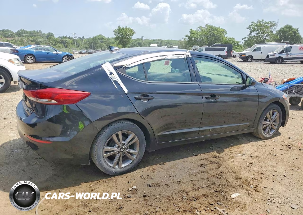 2017 Hyundai Elantra Se VIN:5NPD84LF3HH005807 - 3