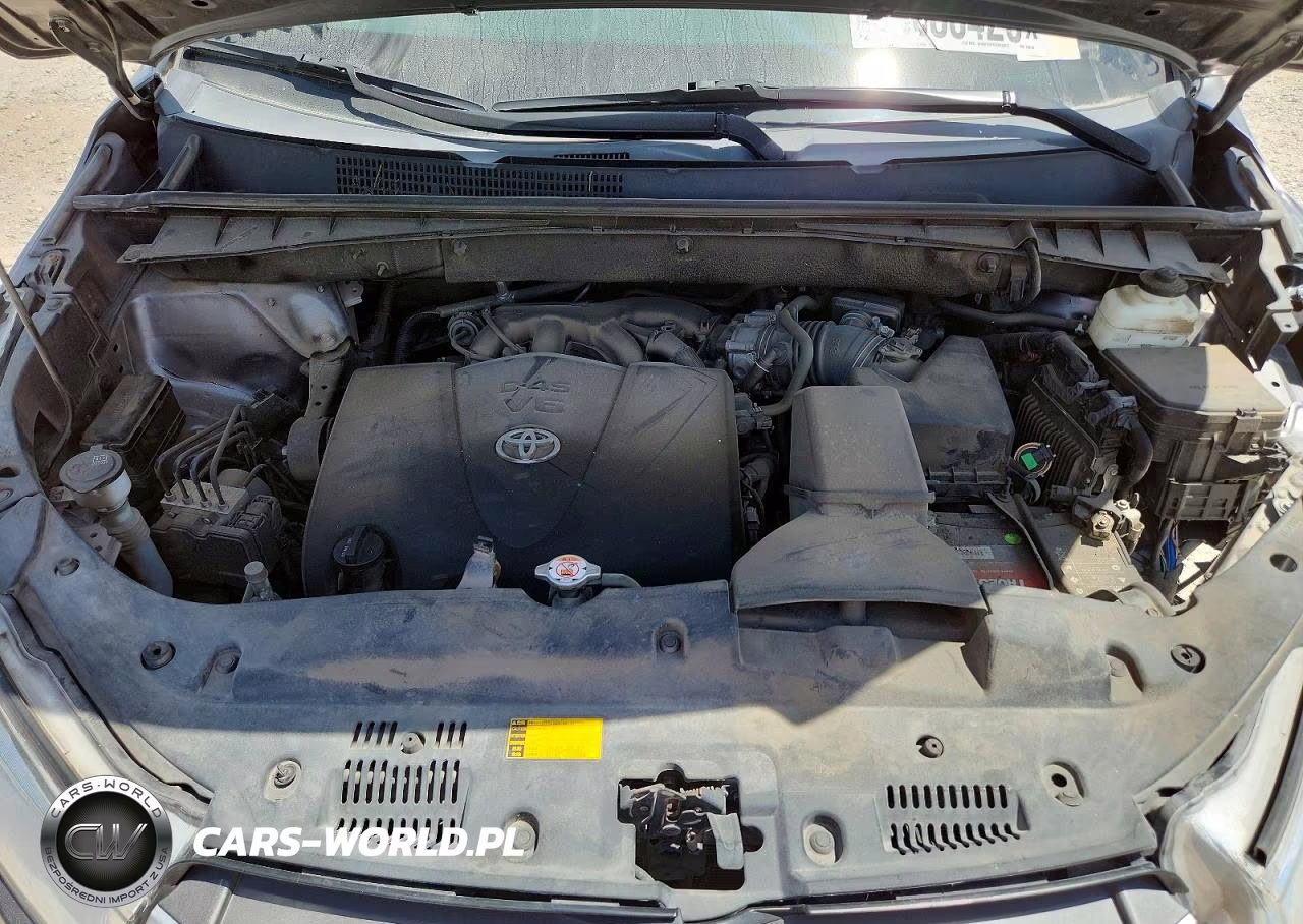 2018 Toyota Highlander Xle VIN:5TDKZRFHXJS549736 - 12