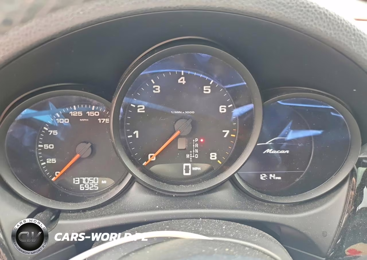 2018 Porsche Macan VIN:WP1AA2A54JLB11026 - 9