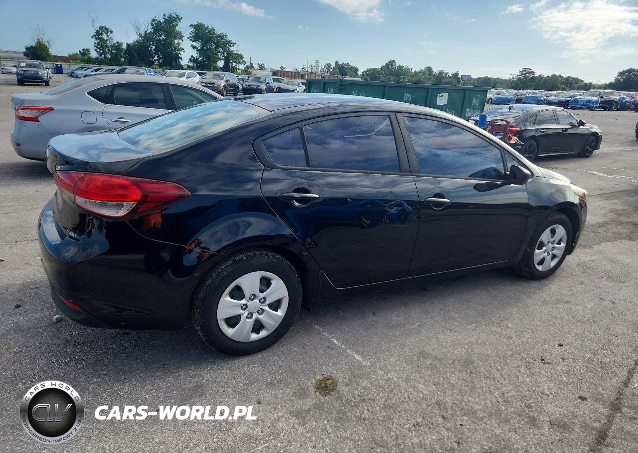 2017 Kia Forte Lx VIN:3KPFK4A75HE110973 - 3