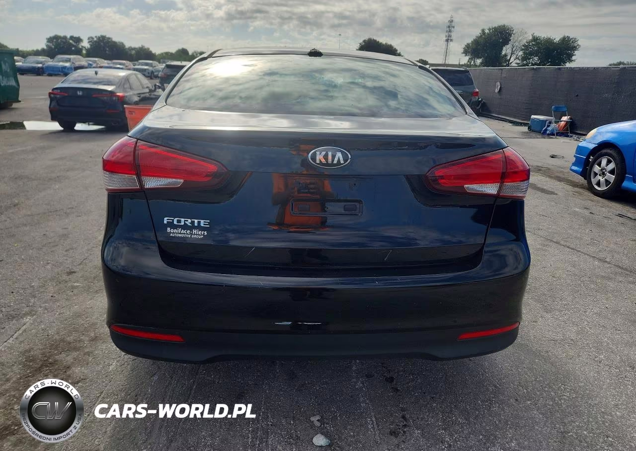 2017 Kia Forte Lx VIN:3KPFK4A75HE110973 - 6