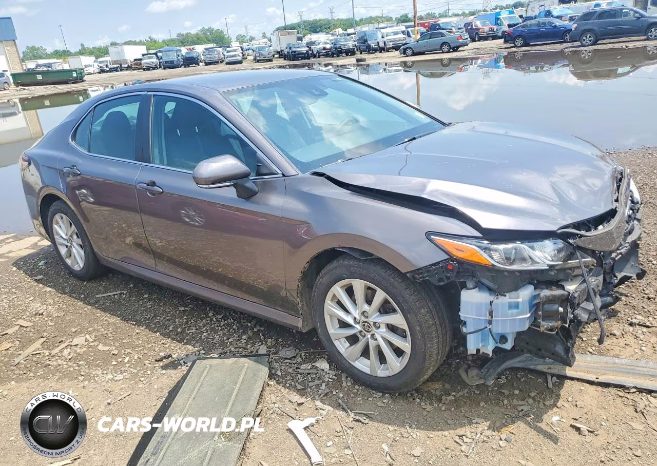 2021 Toyota Camry Le VIN:4T1R11AK2MU451113 - 4