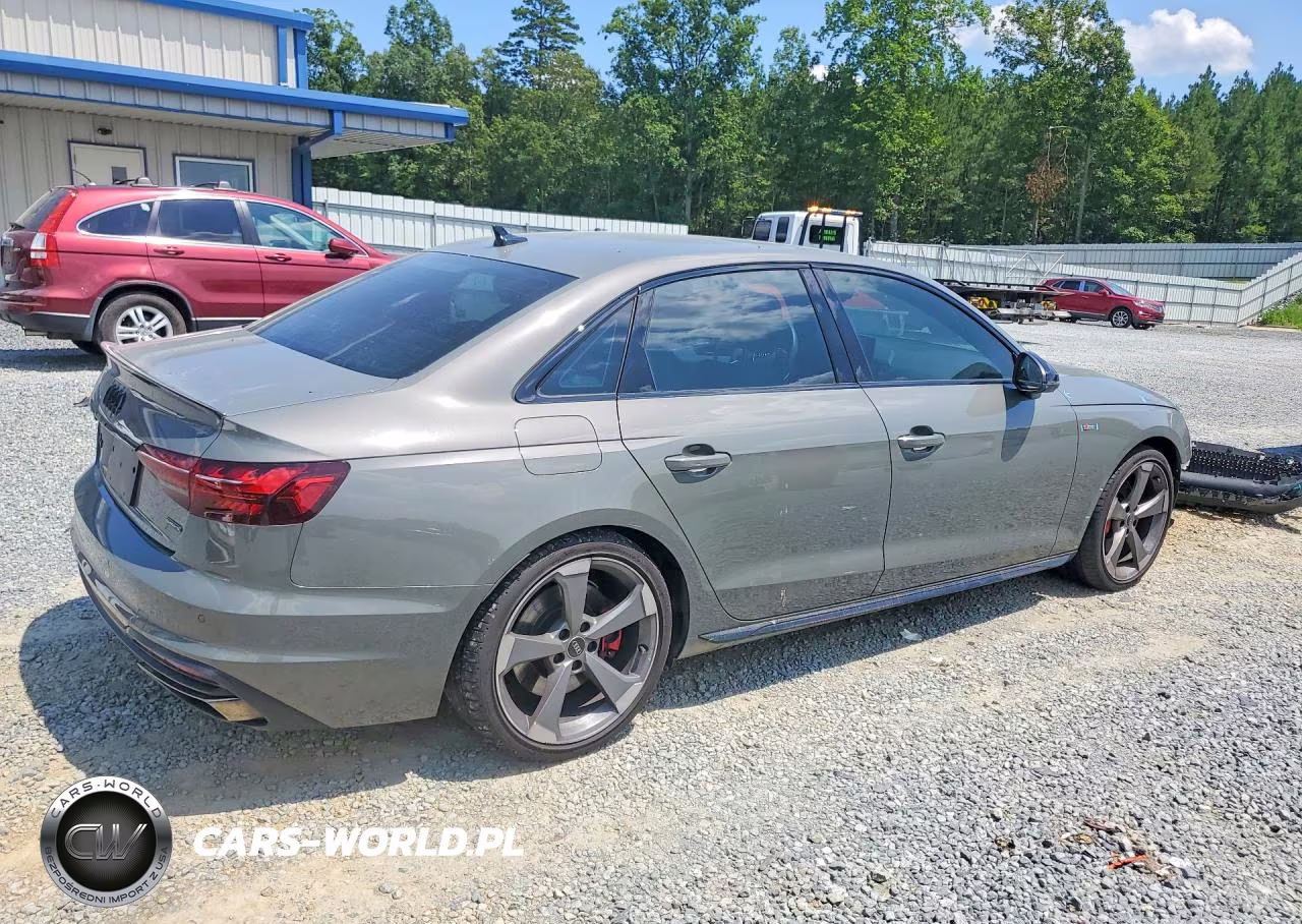 2024 Audi A4 Premium Plus 45 VIN:WAUEAAF49RN003253 - 3