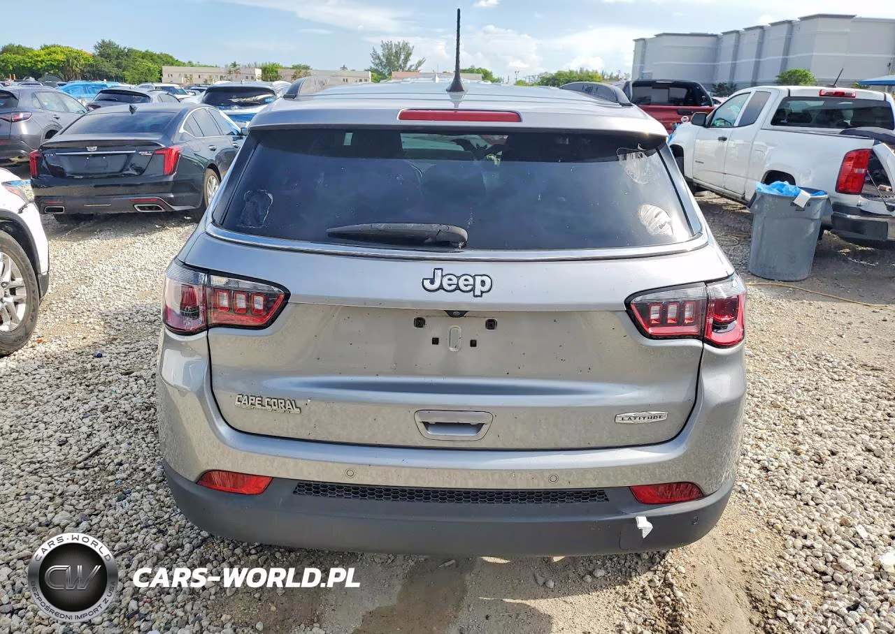 2020 Jeep Compass Latitude VIN:3C4NJCBB7LT258008 - 6