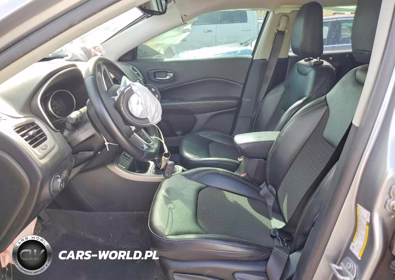 2020 Jeep Compass Latitude VIN:3C4NJCBB7LT258008 - 7