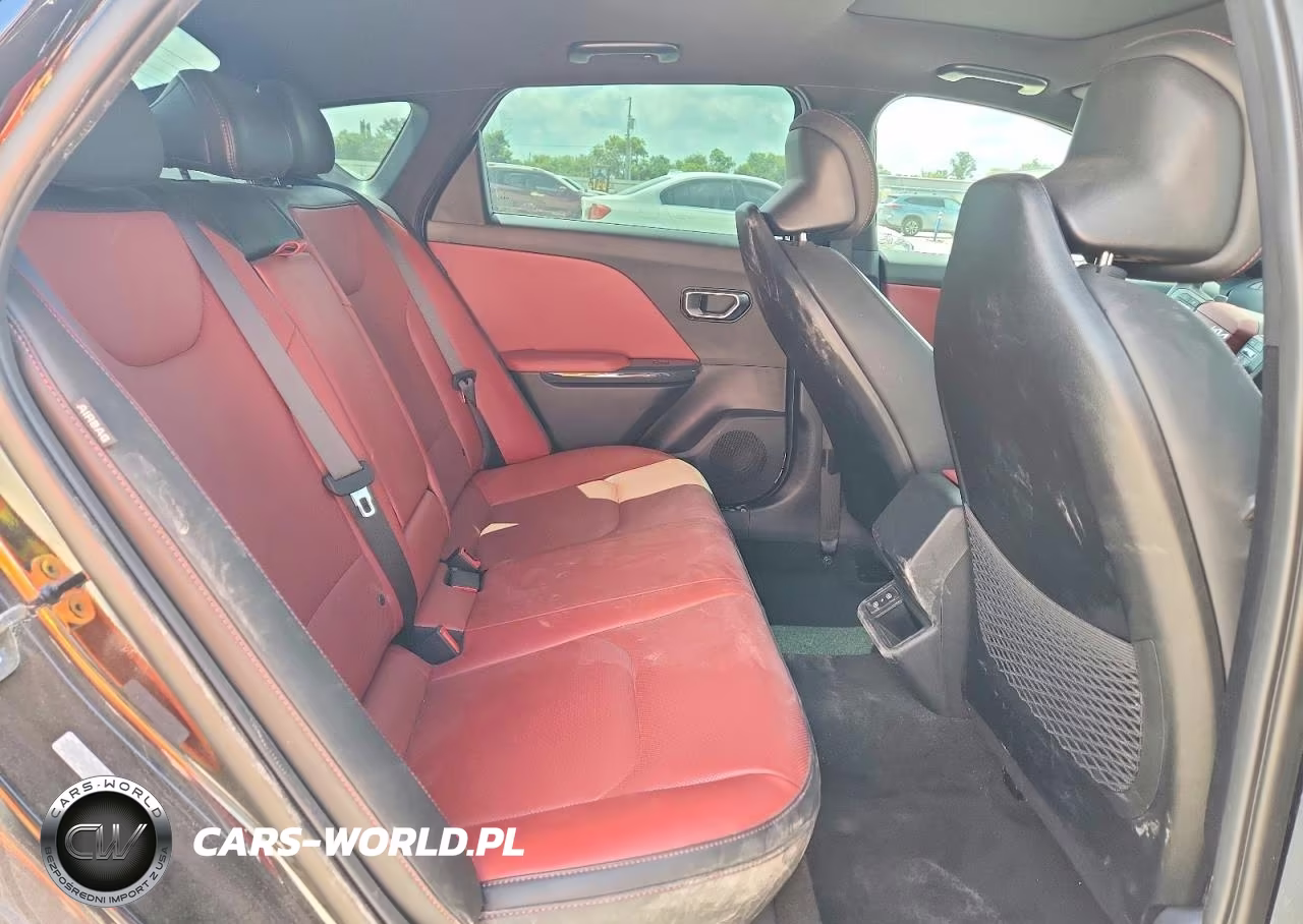 2025 Kia K4 Gt-Line VIN:3KPFW4DE9SE191059 - 11