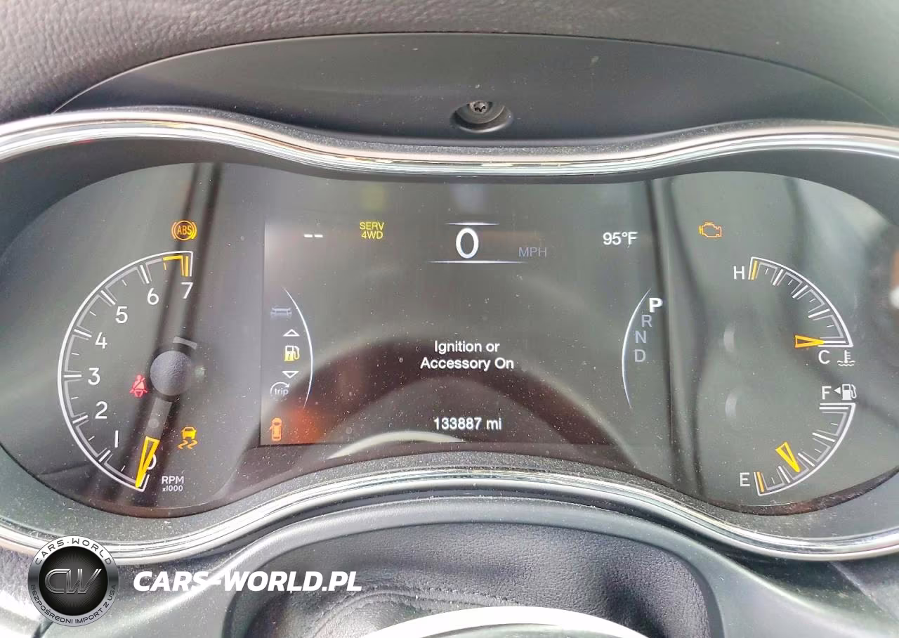 2019 Jeep Grand Cherokee Laredo VIN:1C4RJFAG6KC813928 - 9