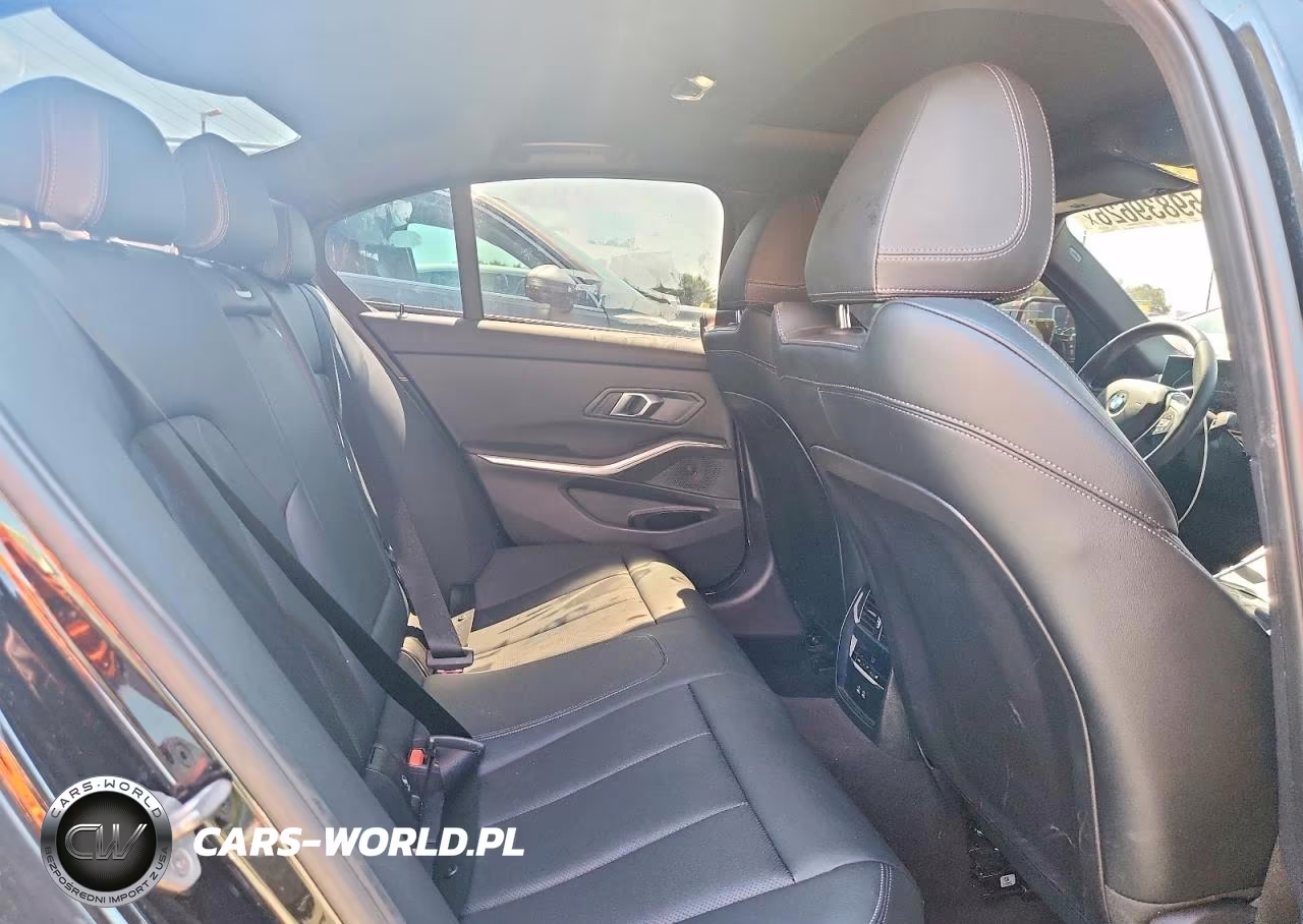2024 BMW 330I VIN:3MW69FF09R8E87323 - 10