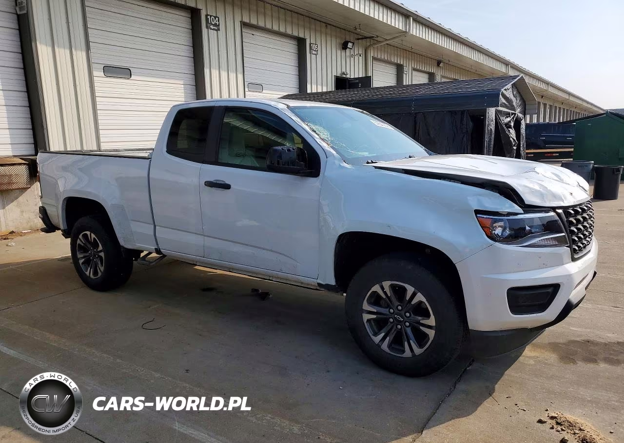 2018 Chevrolet Colorado VIN:1GCHSBEA0J1193921 - 4