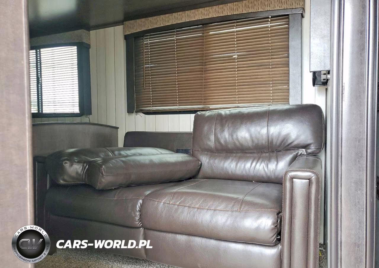 2018 Keystone Rv Trailers VIN:4YDT33629J5353112 - 5
