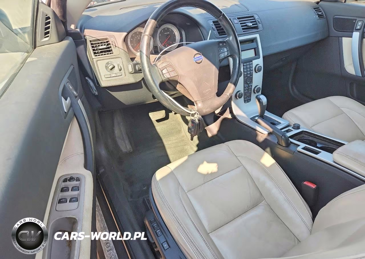 2013 Volvo C70 T5 VIN:YV1672MC2DJ136839 - 8