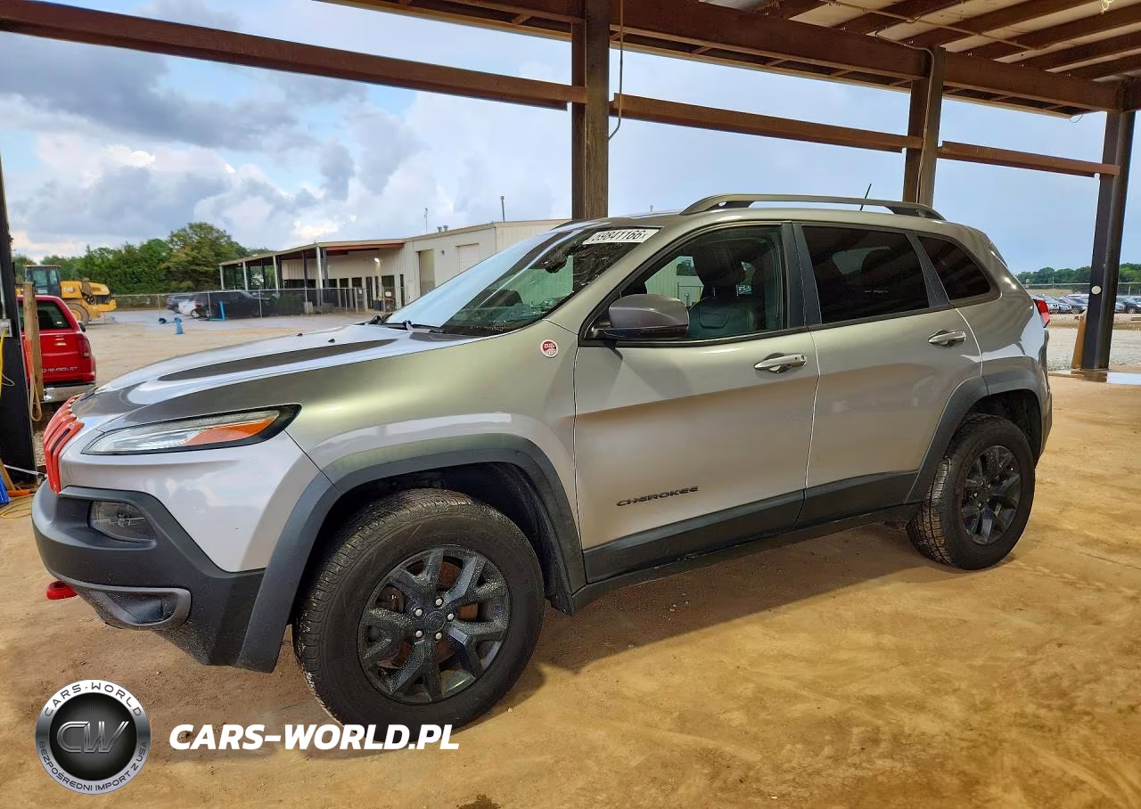 2015 Jeep Cherokee Trailhawk – zdjęcie 1 z 13
