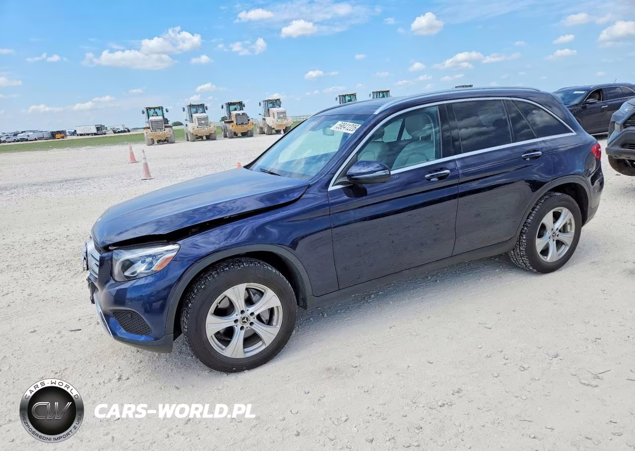 2018 Mercedes-Benz Glc 300 4Matic – zdjęcie 1 z 12