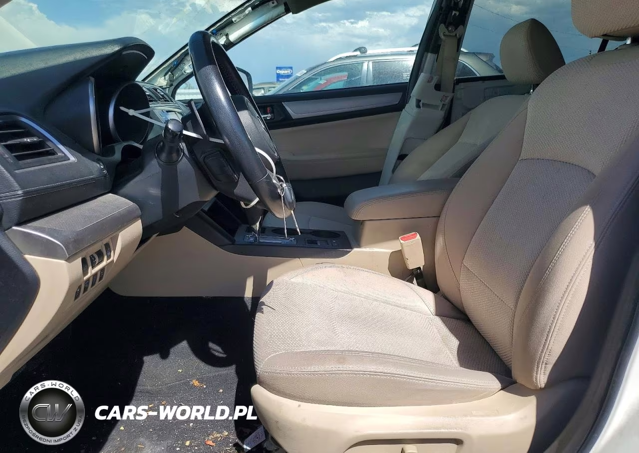 2018 Subaru Outback 2.5I Premium VIN:4S4BSAFC6J3256469 - 7