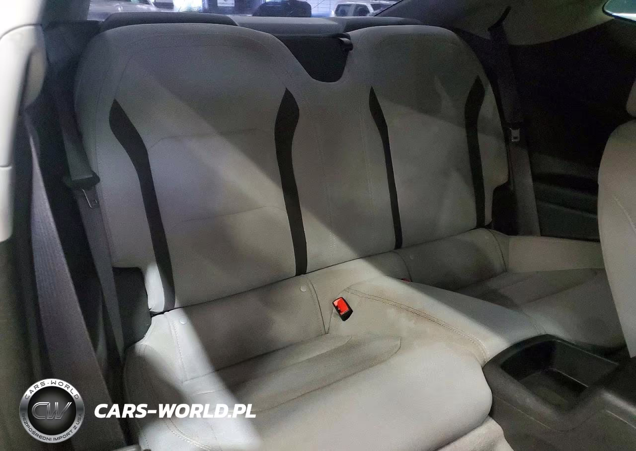 2018 Chevrolet Camaro Lt VIN:1G1FB1RS8J0156957 - 10