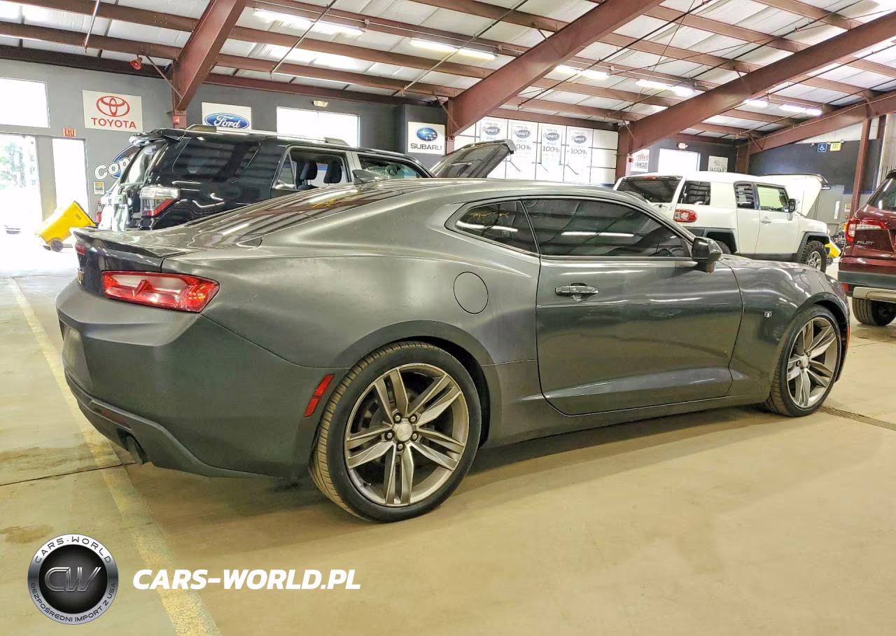 2018 Chevrolet Camaro Lt VIN:1G1FB1RS8J0156957 - 3