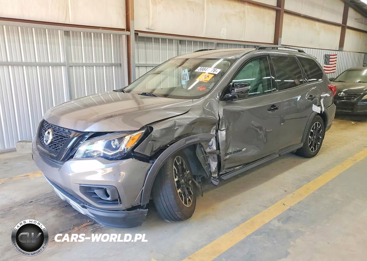 2020 Nissan Pathfinder Sl