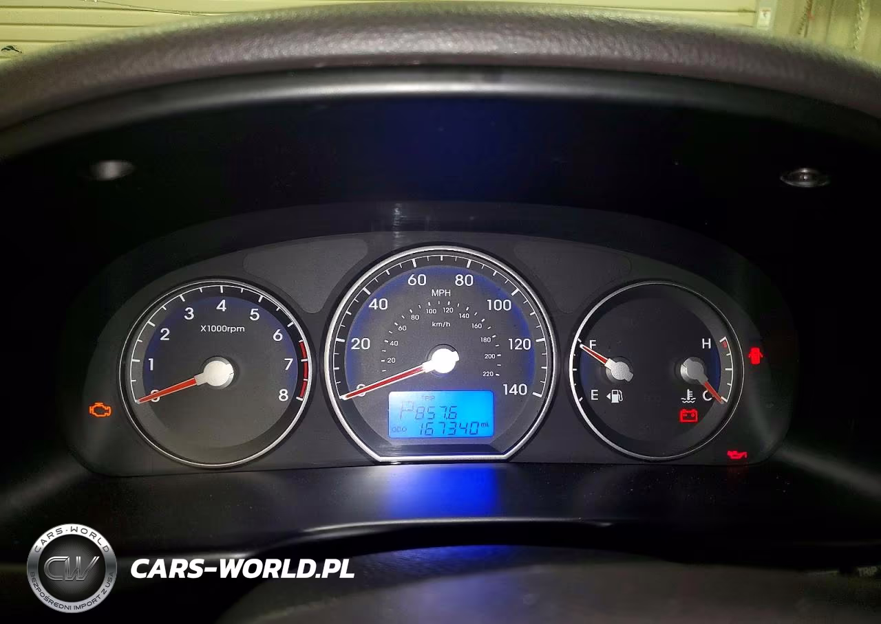 2010 Hyundai Santa Fe Gls VIN:5NMSGDAB8AH346942 - 9