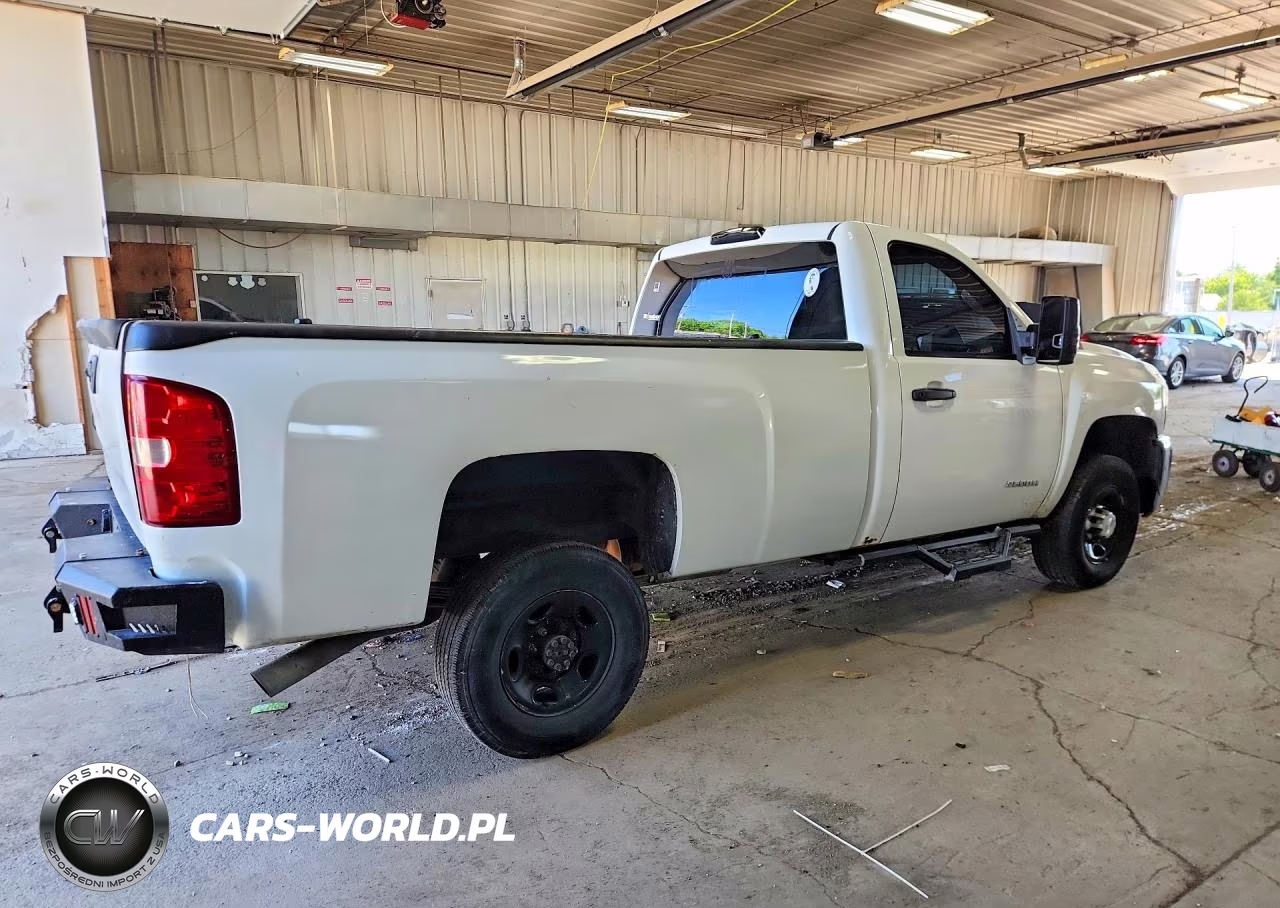 2007 Chevrolet Silverado C2500 Heavy Duty VIN:1GCHC24K77E516127 - 3
